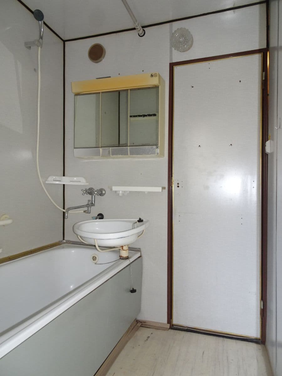1 bedroom with open-plan kitchen flat to rent, 42 m², Generála Svobody, Jirkov, Ústecký Region 1 bedroom with open-plan kitchen flat to rent, 42 m², Generála Svobody, Jirkov, Ústecký Region