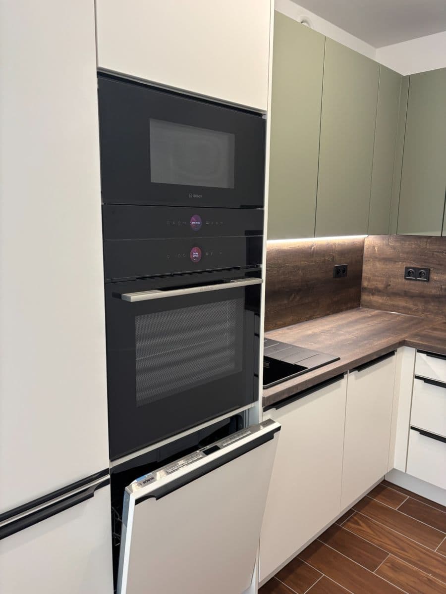1 bedroom with open-plan kitchen flat to rent, 46 m², Třída Jiřího Pelikána, Olomouc, Olomoucký Region 1 bedroom with open-plan kitchen flat to rent, 46 m², Třída Jiřího Pelikána, Olomouc, Olomoucký Region