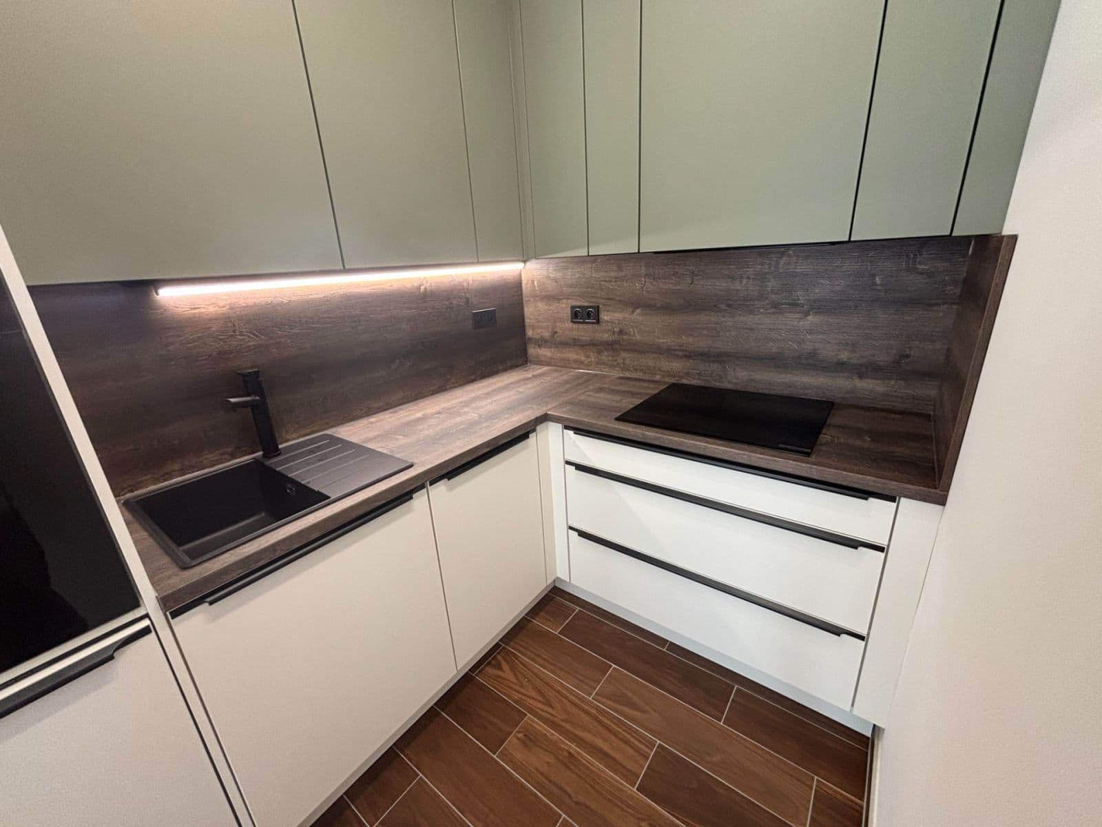 1 bedroom with open-plan kitchen flat to rent, 46 m², Třída Jiřího Pelikána, Olomouc, Olomoucký Region 1 bedroom with open-plan kitchen flat to rent, 46 m², Třída Jiřího Pelikána, Olomouc, Olomoucký Region