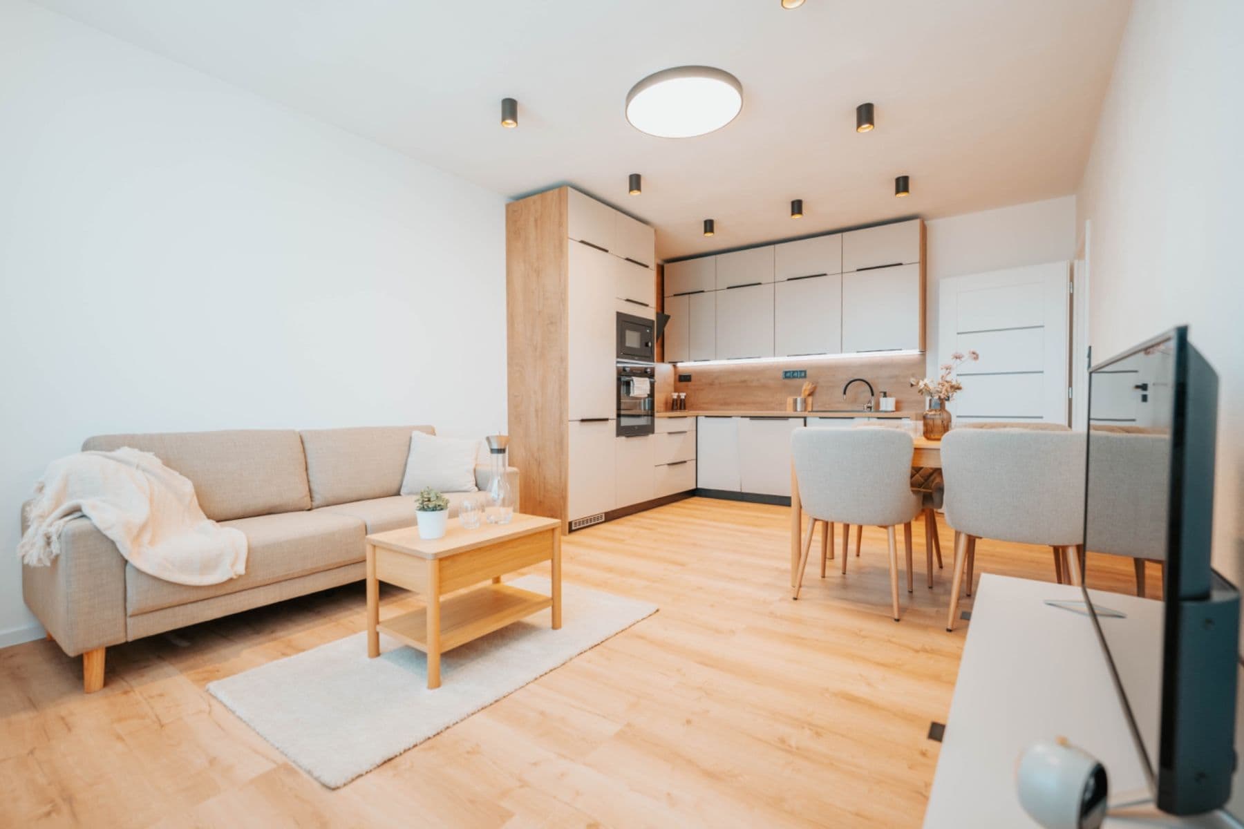 2 bedroom with open-plan kitchen flat for sale, 64 m², Vejprnická, Plzeň, Plzeňský Region 2 bedroom with open-plan kitchen flat for sale, 64 m², Vejprnická, Plzeň, Plzeňský Region