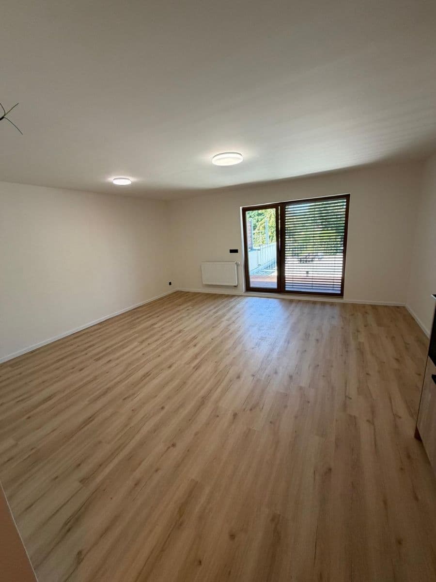Studio flat to rent, 43 m², Nad dědinou, Brno, Jihomoravský Region Studio flat to rent, 43 m², Nad dědinou, Brno, Jihomoravský Region