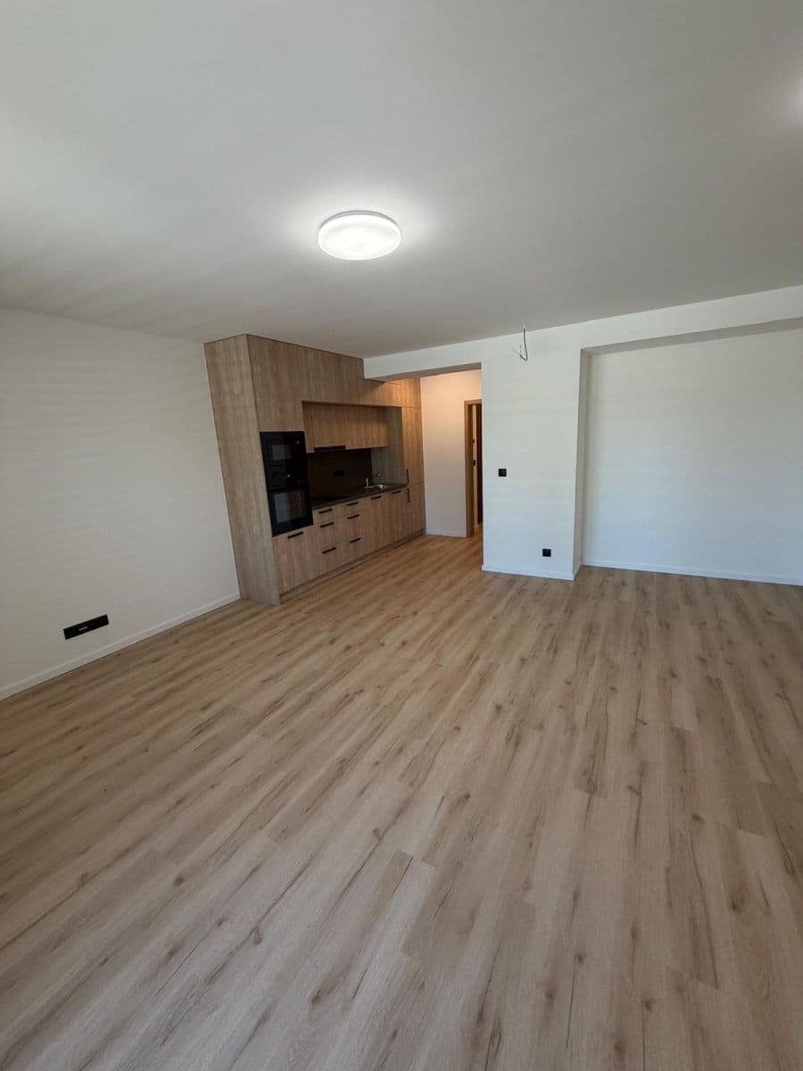 Studio flat to rent, 43 m², Nad dědinou, Brno, Jihomoravský Region Studio flat to rent, 43 m², Nad dědinou, Brno, Jihomoravský Region