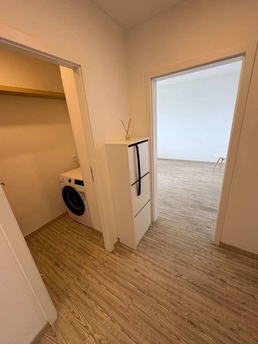 2 bedroom flat to rent, 56 m², Prague, Prague 2 bedroom flat to rent, 56 m², Prague, Prague