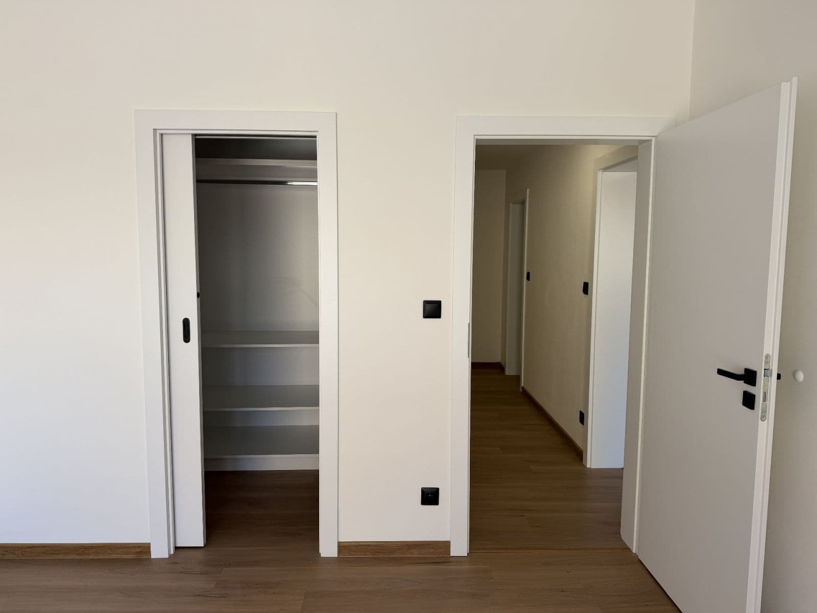 1 bedroom with open-plan kitchen flat to rent, 58 m², Bratislavská, Brno, Jihomoravský Region 1 bedroom with open-plan kitchen flat to rent, 58 m², Bratislavská, Brno, Jihomoravský Region
