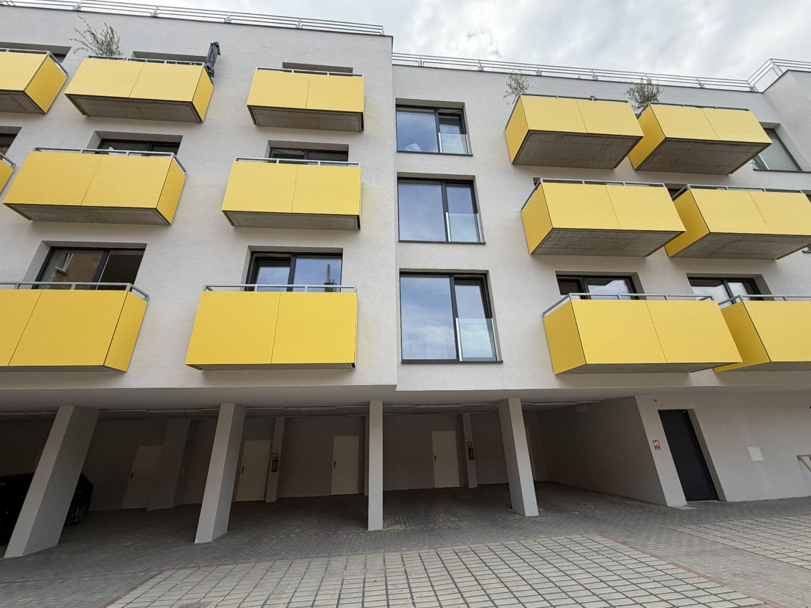 1 bedroom with open-plan kitchen flat to rent, 58 m², Bratislavská, Brno, Jihomoravský Region 1 bedroom with open-plan kitchen flat to rent, 58 m², Bratislavská, Brno, Jihomoravský Region