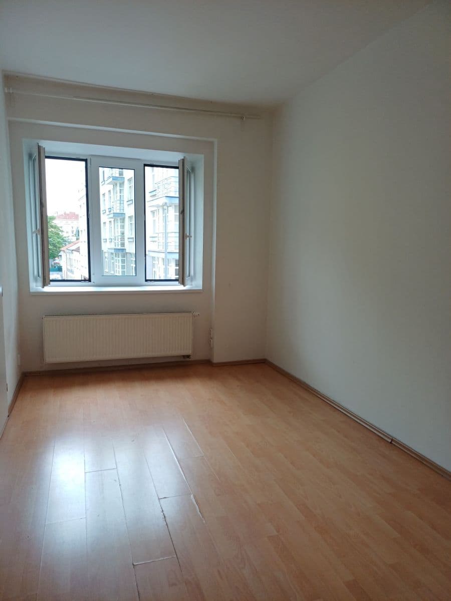 3 bedroom flat to rent, 80 m², Ukrajinská, Prague, Prague 3 bedroom flat to rent, 80 m², Ukrajinská, Prague, Prague