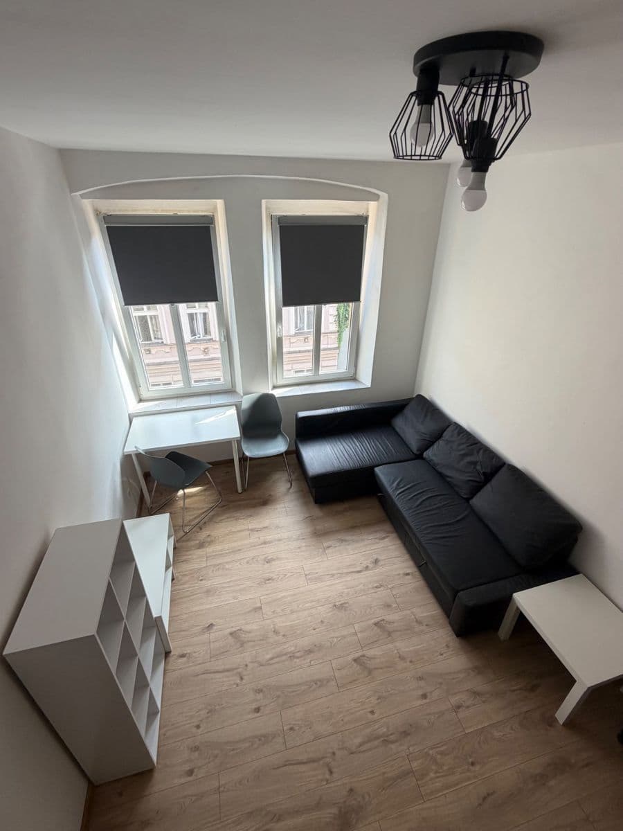 Studio flat to rent, 33 m², Sevastopolská, Prague, Prague Studio flat to rent, 33 m², Sevastopolská, Prague, Prague