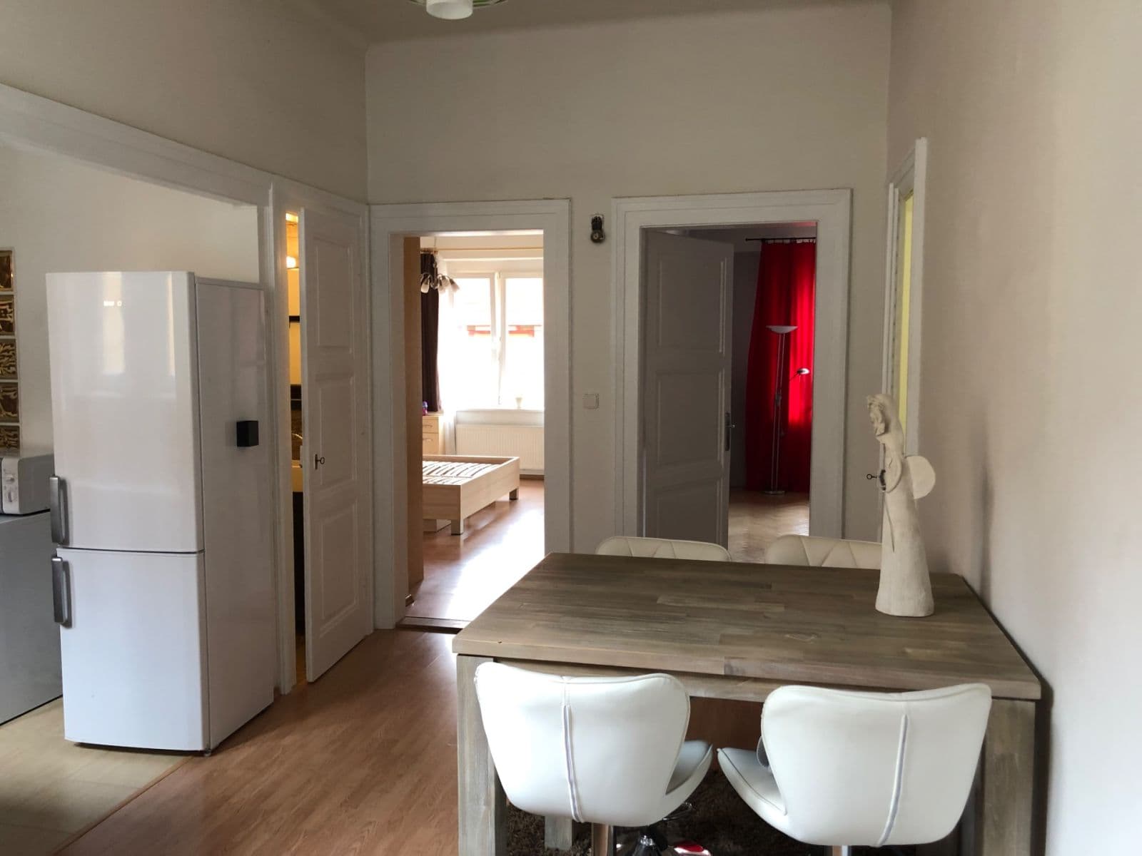 2 bedroom flat to rent, 65 m², Tusarova, Prague, Prague 2 bedroom flat to rent, 65 m², Tusarova, Prague, Prague