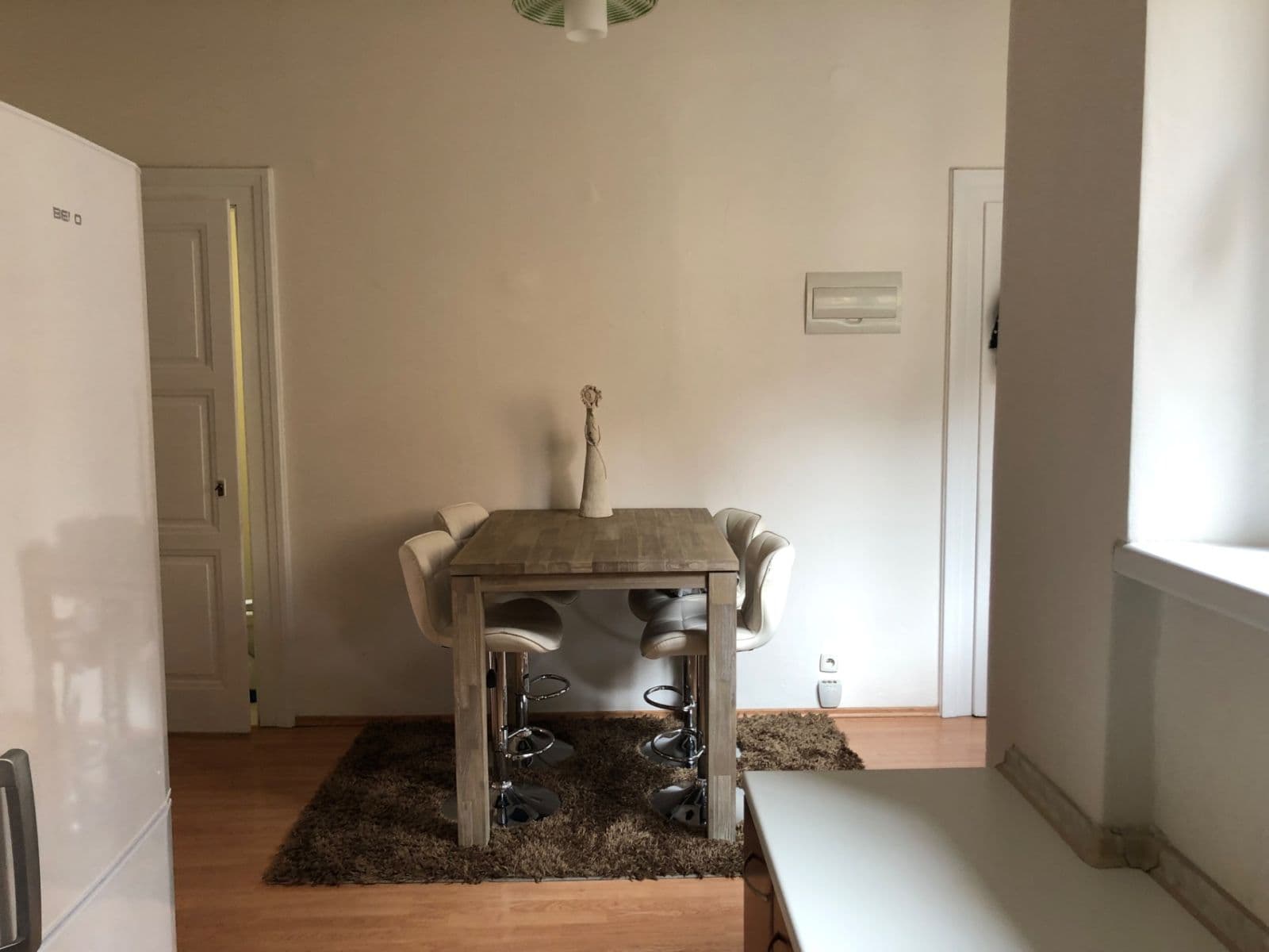 2 bedroom flat to rent, 65 m², Tusarova, Prague, Prague 2 bedroom flat to rent, 65 m², Tusarova, Prague, Prague