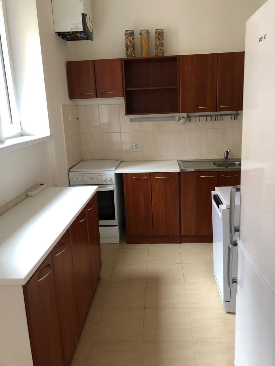 2 bedroom flat to rent, 65 m², Tusarova, Prague, Prague 2 bedroom flat to rent, 65 m², Tusarova, Prague, Prague