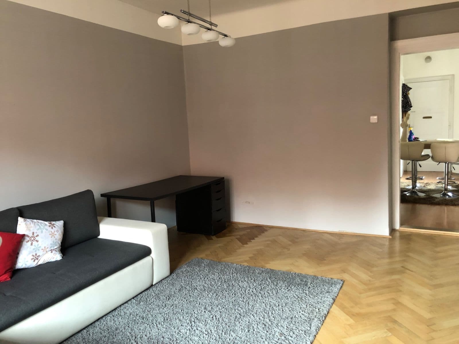 2 bedroom flat to rent, 65 m², Tusarova, Prague, Prague 2 bedroom flat to rent, 65 m², Tusarova, Prague, Prague