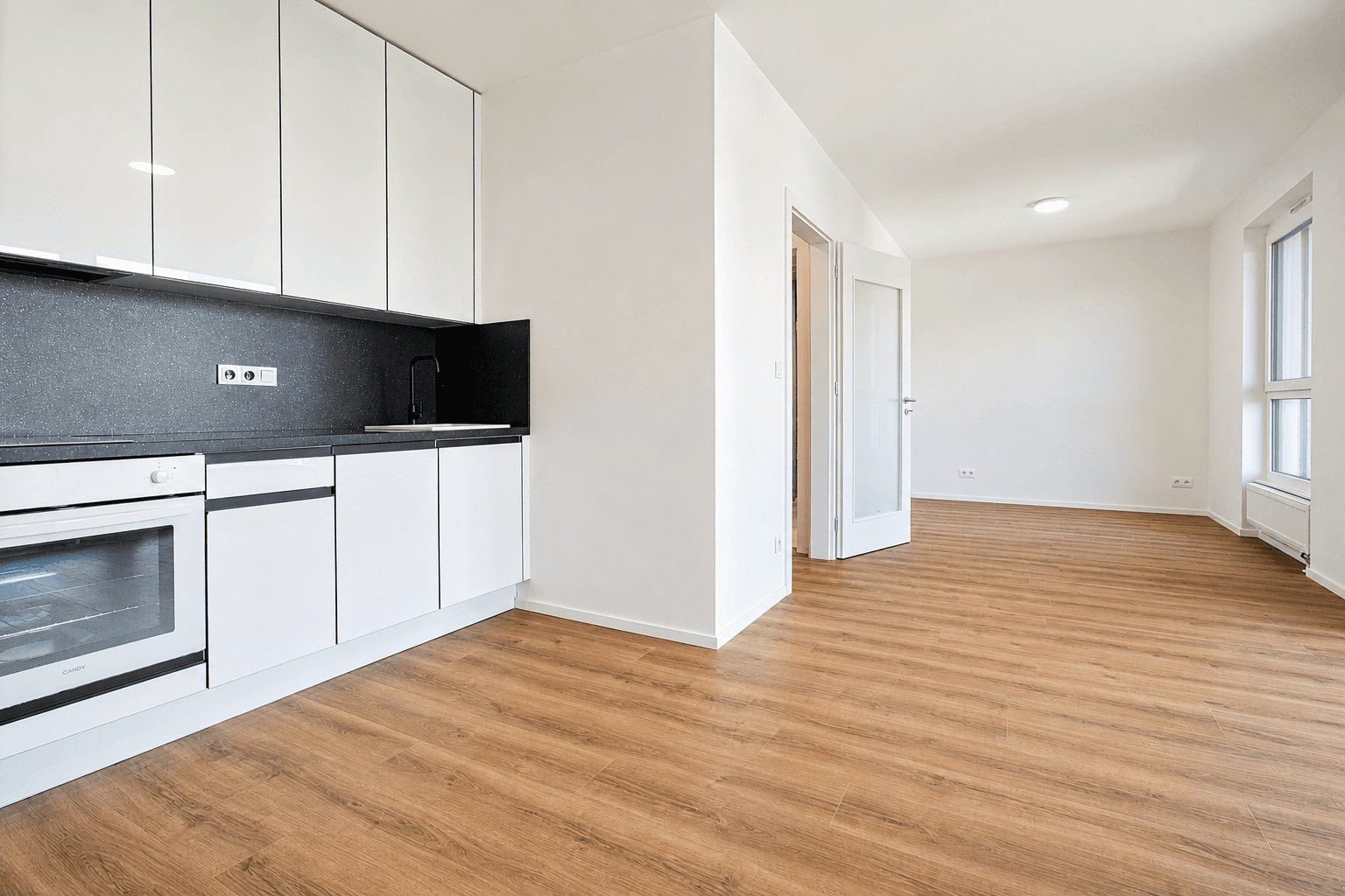 Studio flat to rent, 42 m², Arnošta Valenty, Prague, Prague Studio flat to rent, 42 m², Arnošta Valenty, Prague, Prague
