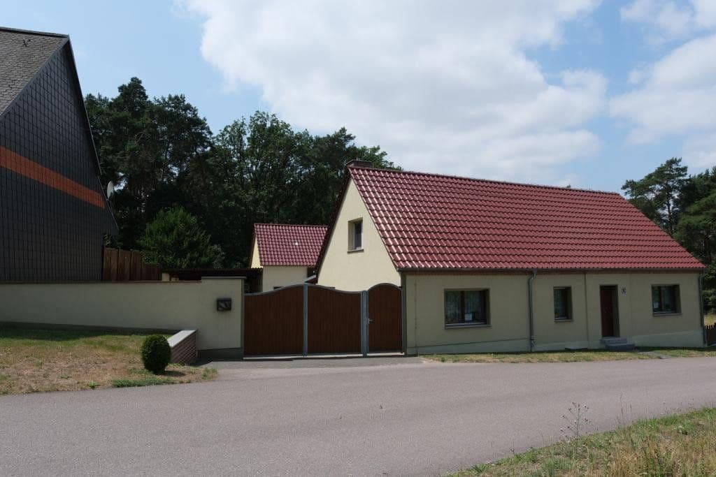 house for sale, 200 m², Zur Burg 10, Rabenstein/Fläming, Brandenburg house for sale, 200 m², Zur Burg 10, Rabenstein/Fläming, Brandenburg