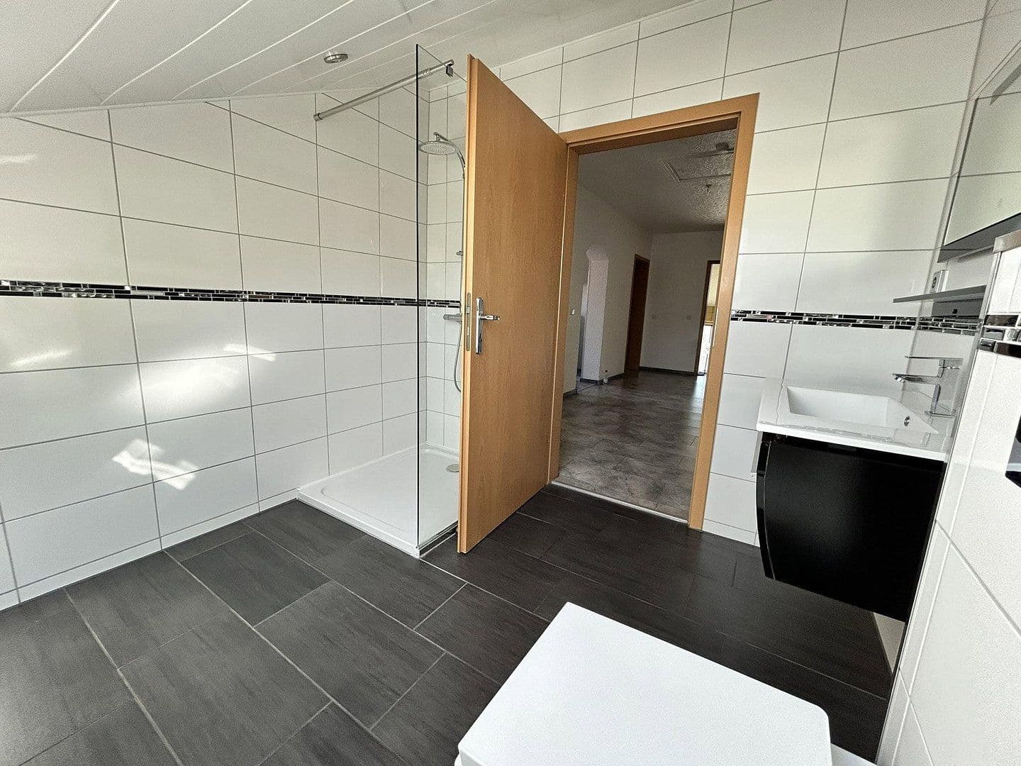 4 bedroom flat to rent, 111 m², Saarbrücken, Saarland 4 bedroom flat to rent, 111 m², Saarbrücken, Saarland