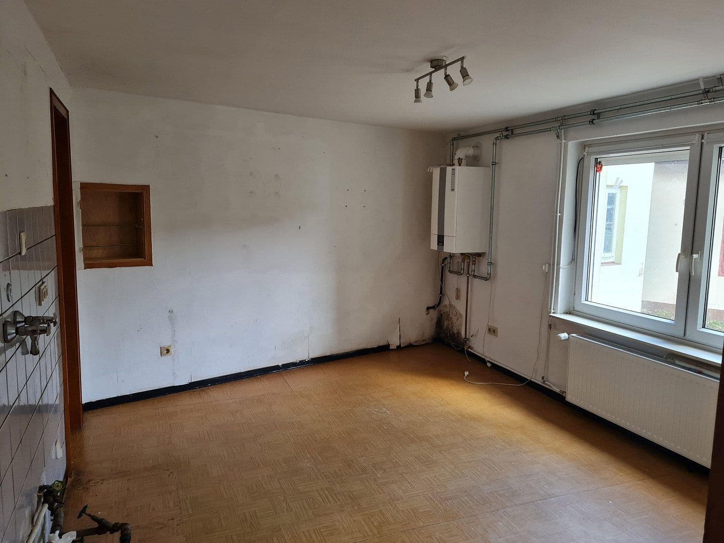 house for sale, 303 m², Rollshausen, Lower Saxony house for sale, 303 m², Rollshausen, Lower Saxony