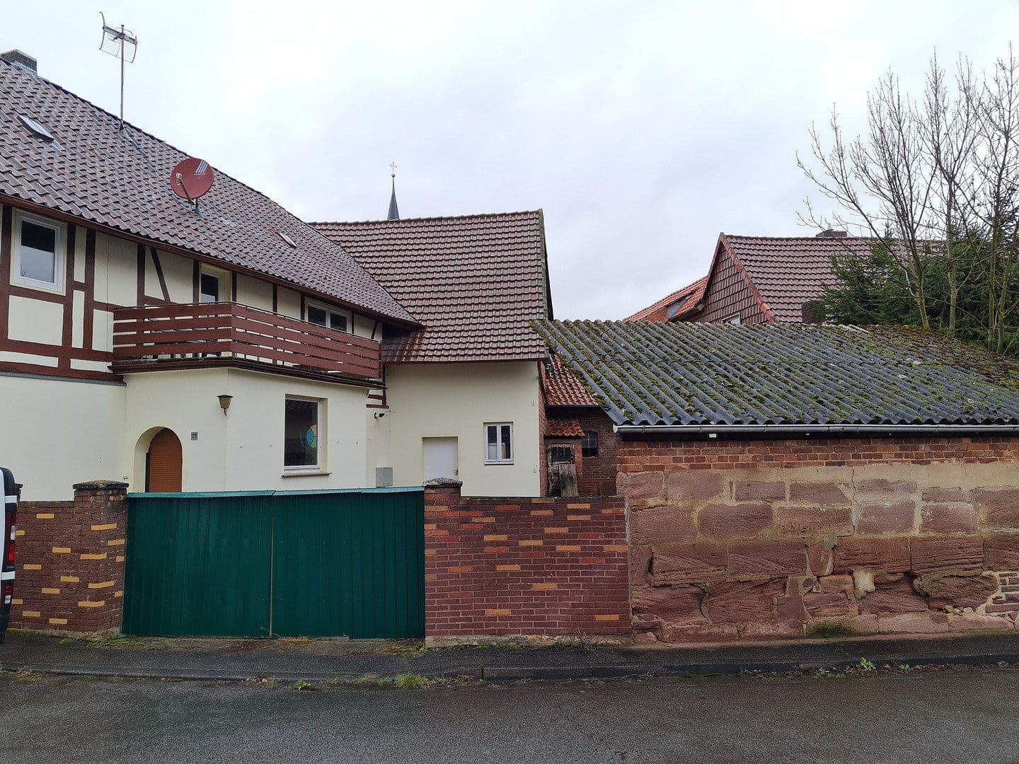 house for sale, 303 m², Rollshausen, Lower Saxony house for sale, 303 m², Rollshausen, Lower Saxony