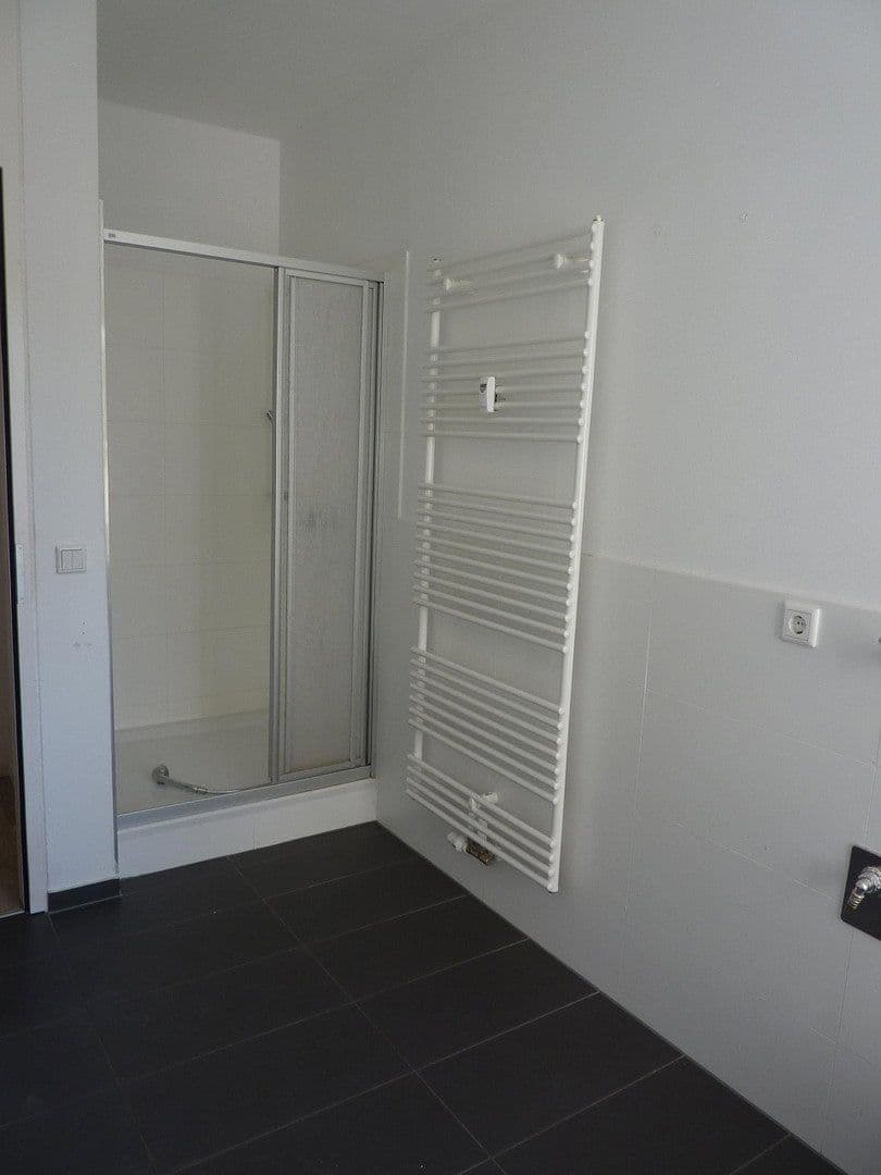 3 bedroom with open-plan kitchen flat to rent, 134 m², Jupiterstraße 22, Halle (Saale), Saxony-Anhalt 3 bedroom with open-plan kitchen flat to rent, 134 m², Jupiterstraße 22, Halle (Saale), Saxony-Anhalt