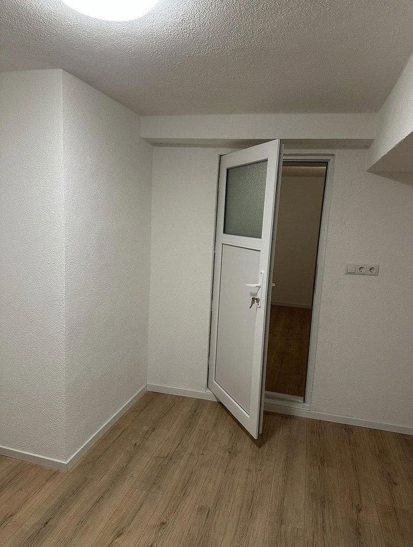 4 bedroom flat to rent, 94 m², Willroth, Rhineland-Palatinate 4 bedroom flat to rent, 94 m², Willroth, Rhineland-Palatinate