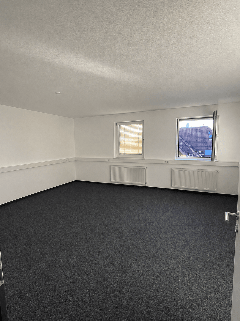 3 bedroom with open-plan kitchen flat to rent, 130 m², August-Ruf-Straße 4, Singen (Hohentwiel), Baden-Württemberg 3 bedroom with open-plan kitchen flat to rent, 130 m², August-Ruf-Straße 4, Singen (Hohentwiel), Baden-Württemberg