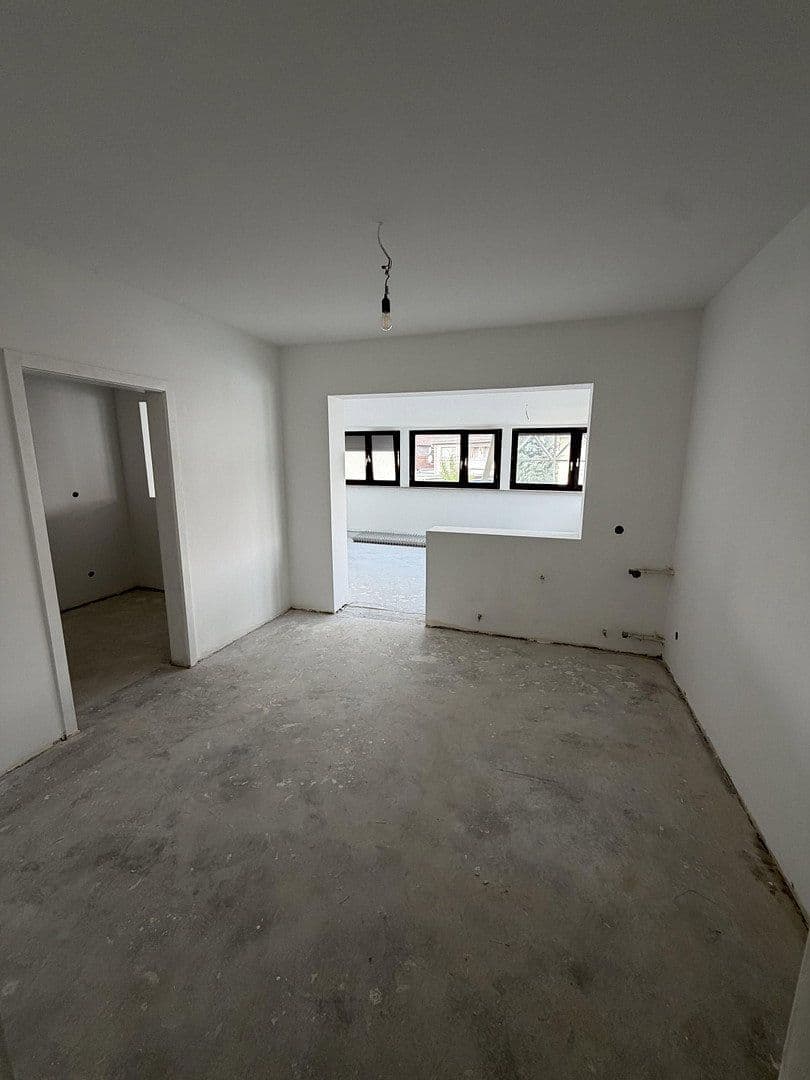 3 bedroom with open-plan kitchen flat to rent, 110 m², Rödermark, Hesse 3 bedroom with open-plan kitchen flat to rent, 110 m², Rödermark, Hesse