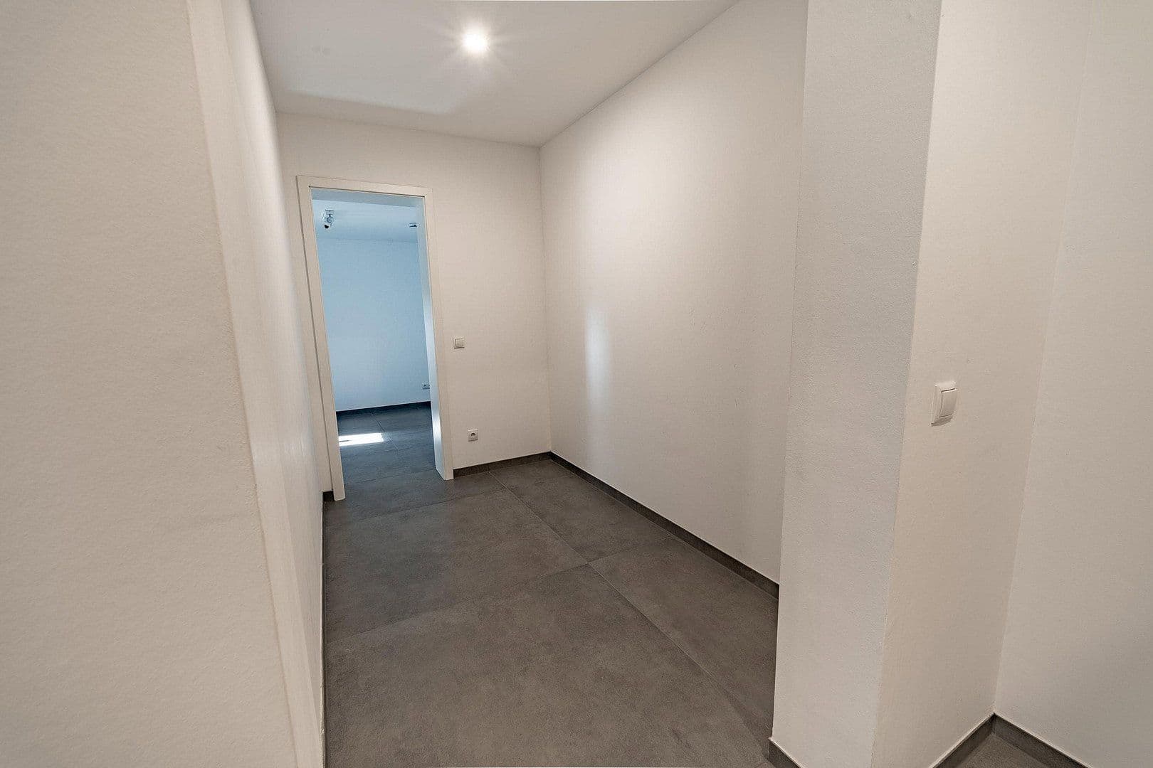 4 bedroom flat to rent, 210 m², Koblenz, Rhineland-Palatinate 4 bedroom flat to rent, 210 m², Koblenz, Rhineland-Palatinate