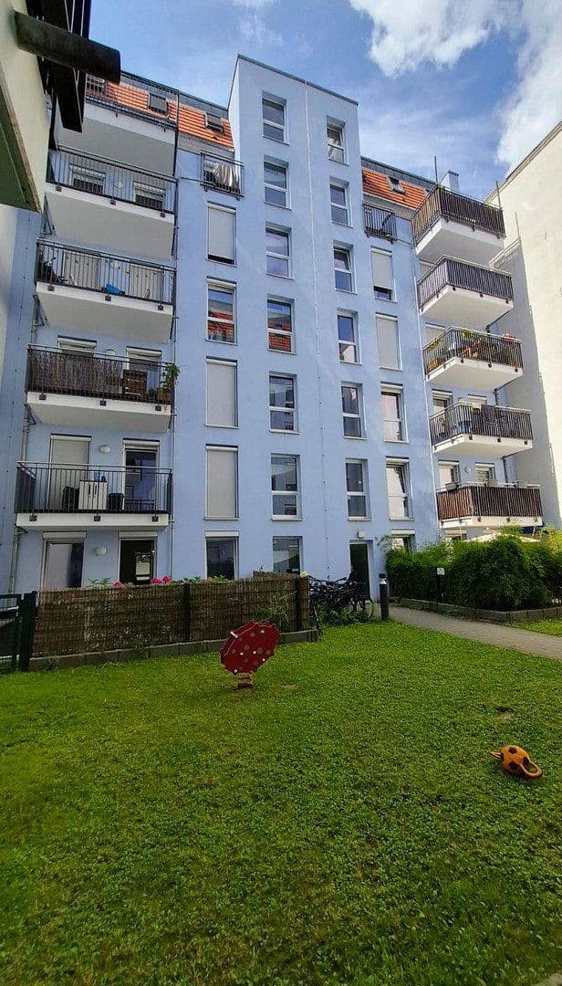 3 bedroom flat for sale, 76 m², Gürtelstraße, Berlin, Berlin 3 bedroom flat for sale, 76 m², Gürtelstraße, Berlin, Berlin