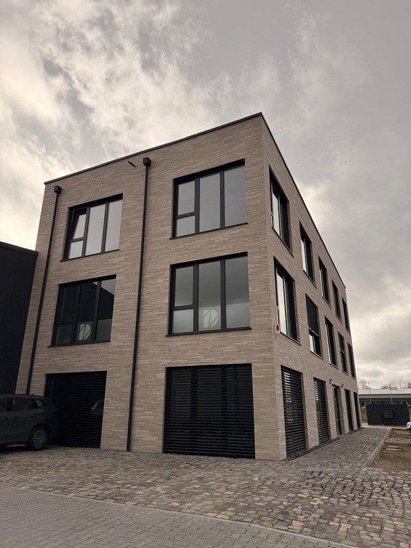 office to rent, 96 m², Emmy-Noether-Str. 4, Rheinbach, North Rhine-Westphalia office to rent, 96 m², Emmy-Noether-Str. 4, Rheinbach, North Rhine-Westphalia