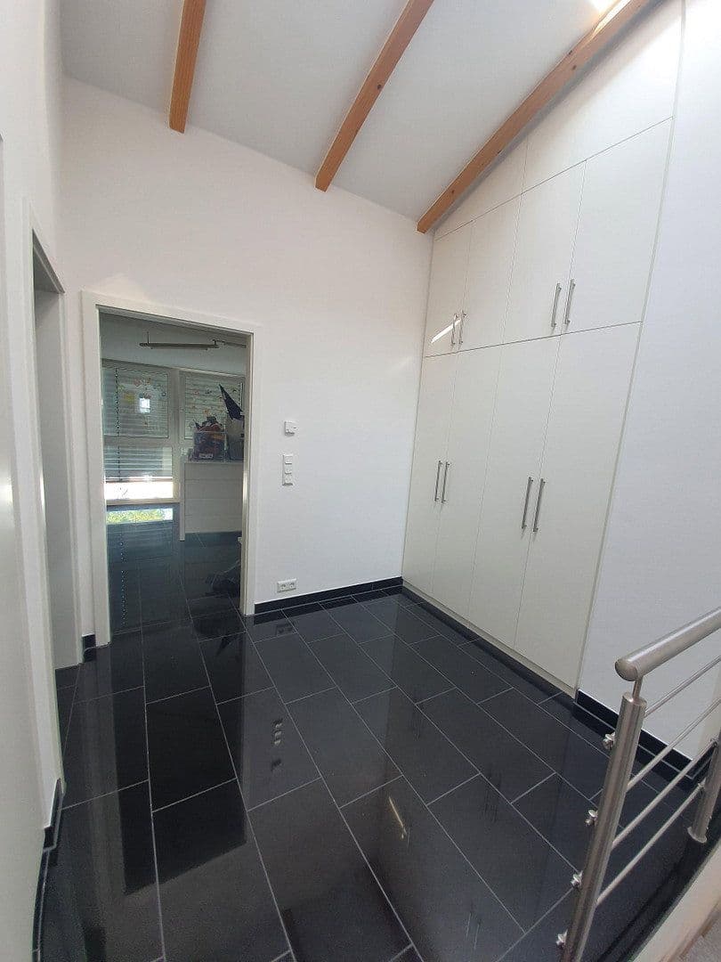 house to rent, 147 m², Schlehenstraße 8, Unterschleißheim-Hollern, Bavaria house to rent, 147 m², Schlehenstraße 8, Unterschleißheim-Hollern, Bavaria