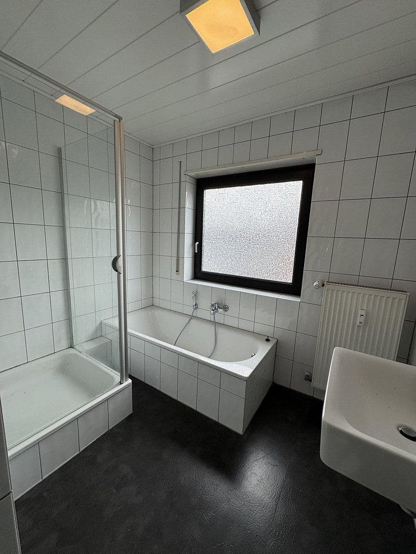4 bedroom flat to rent, 115 m², Brühl, Baden-Württemberg 4 bedroom flat to rent, 115 m², Brühl, Baden-Württemberg