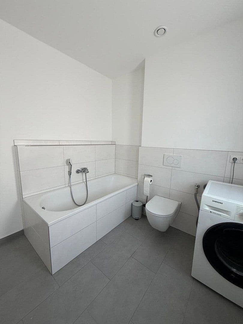 2 bedroom with open-plan kitchen flat to rent, 102 m², Boschstraße 3, Heldenstein, Bavaria 2 bedroom with open-plan kitchen flat to rent, 102 m², Boschstraße 3, Heldenstein, Bavaria