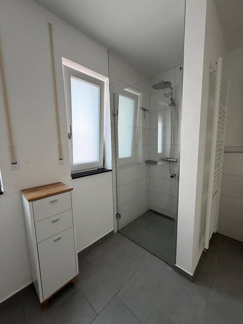 2 bedroom with open-plan kitchen flat to rent, 102 m², Boschstraße 3, Heldenstein, Bavaria 2 bedroom with open-plan kitchen flat to rent, 102 m², Boschstraße 3, Heldenstein, Bavaria