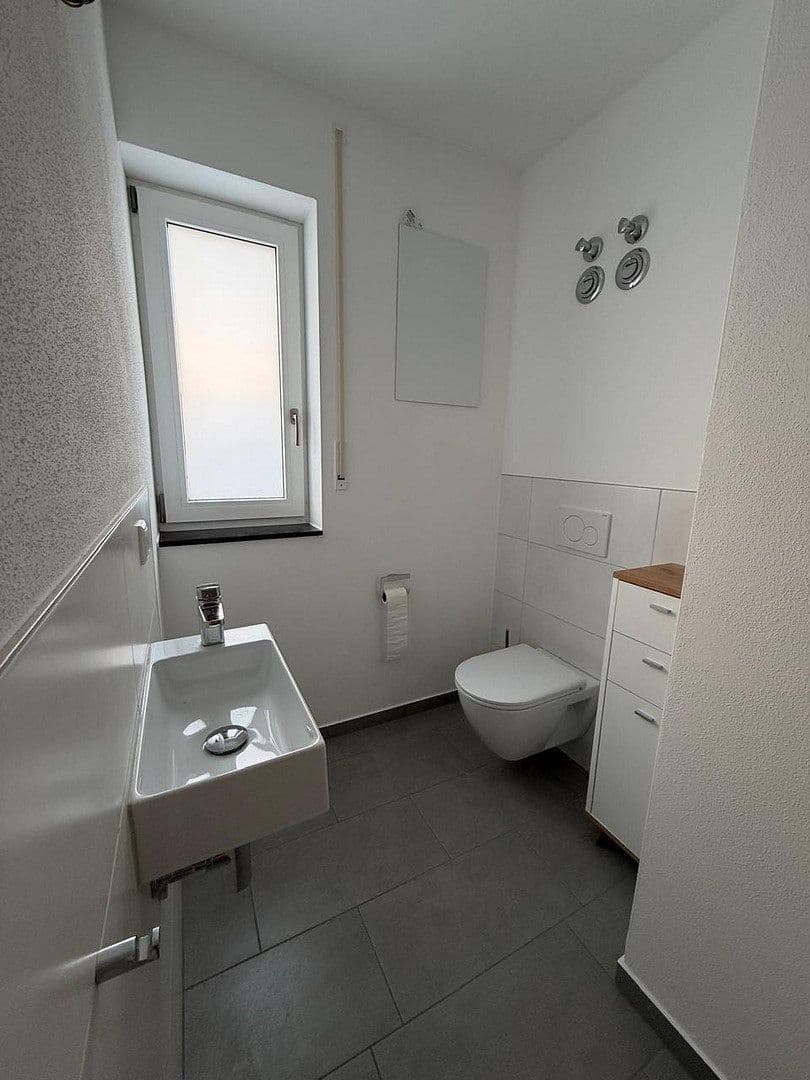 2 bedroom with open-plan kitchen flat to rent, 102 m², Boschstraße 3, Heldenstein, Bavaria 2 bedroom with open-plan kitchen flat to rent, 102 m², Boschstraße 3, Heldenstein, Bavaria