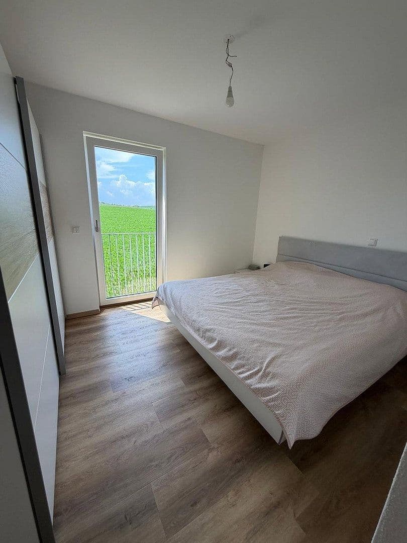 2 bedroom with open-plan kitchen flat to rent, 102 m², Boschstraße 3, Heldenstein, Bavaria 2 bedroom with open-plan kitchen flat to rent, 102 m², Boschstraße 3, Heldenstein, Bavaria