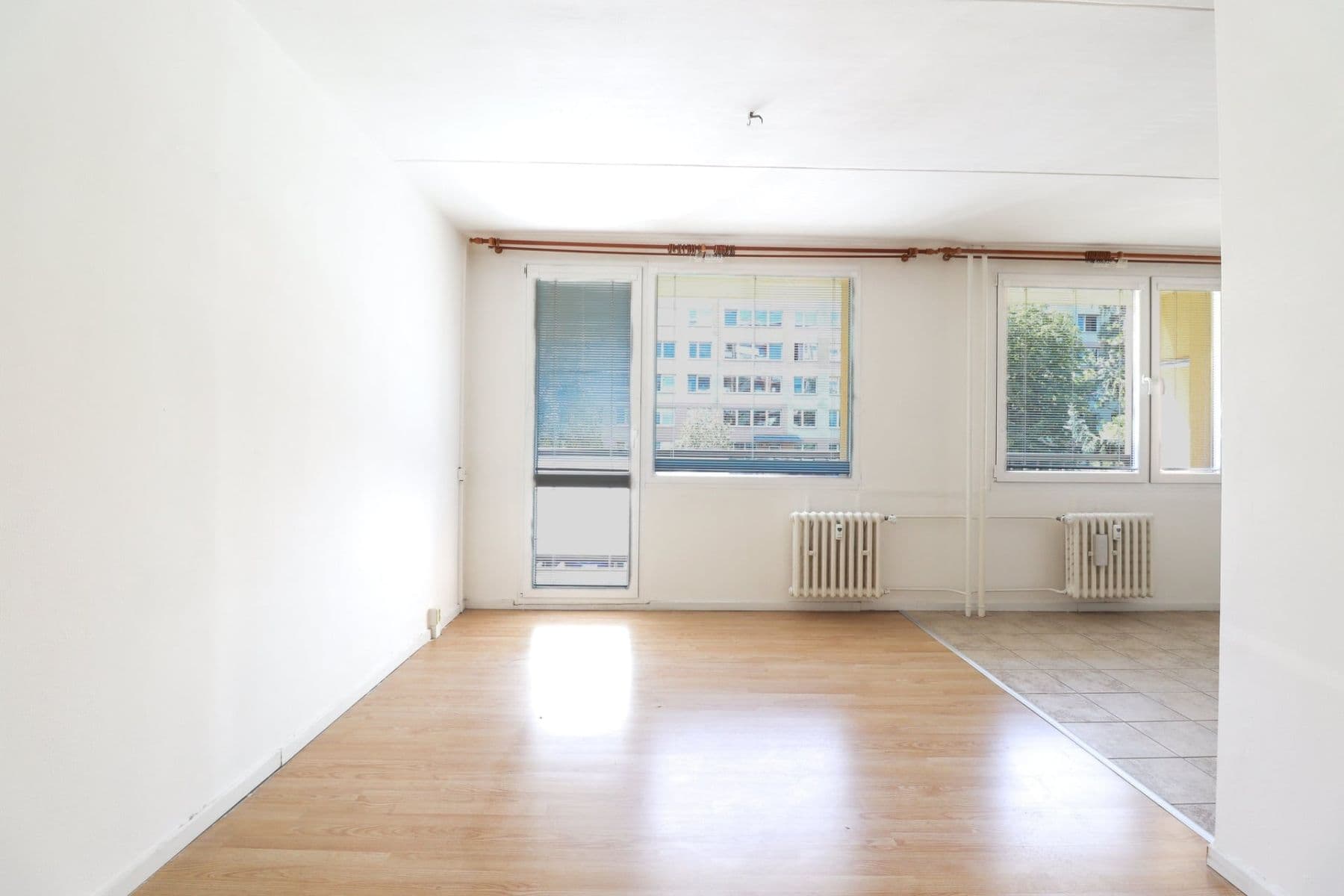 2 bedroom with open-plan kitchen flat to rent, 67 m², Jetelová, Prague, Prague 2 bedroom with open-plan kitchen flat to rent, 67 m², Jetelová, Prague, Prague