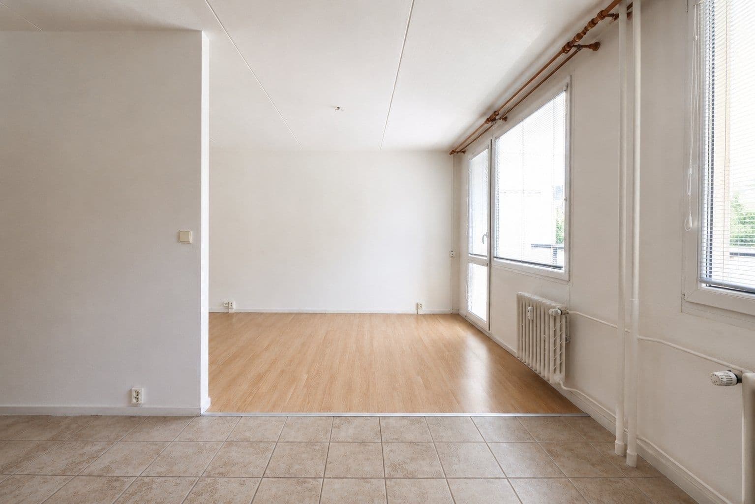 2 bedroom with open-plan kitchen flat to rent, 67 m², Jetelová, Prague, Prague 2 bedroom with open-plan kitchen flat to rent, 67 m², Jetelová, Prague, Prague