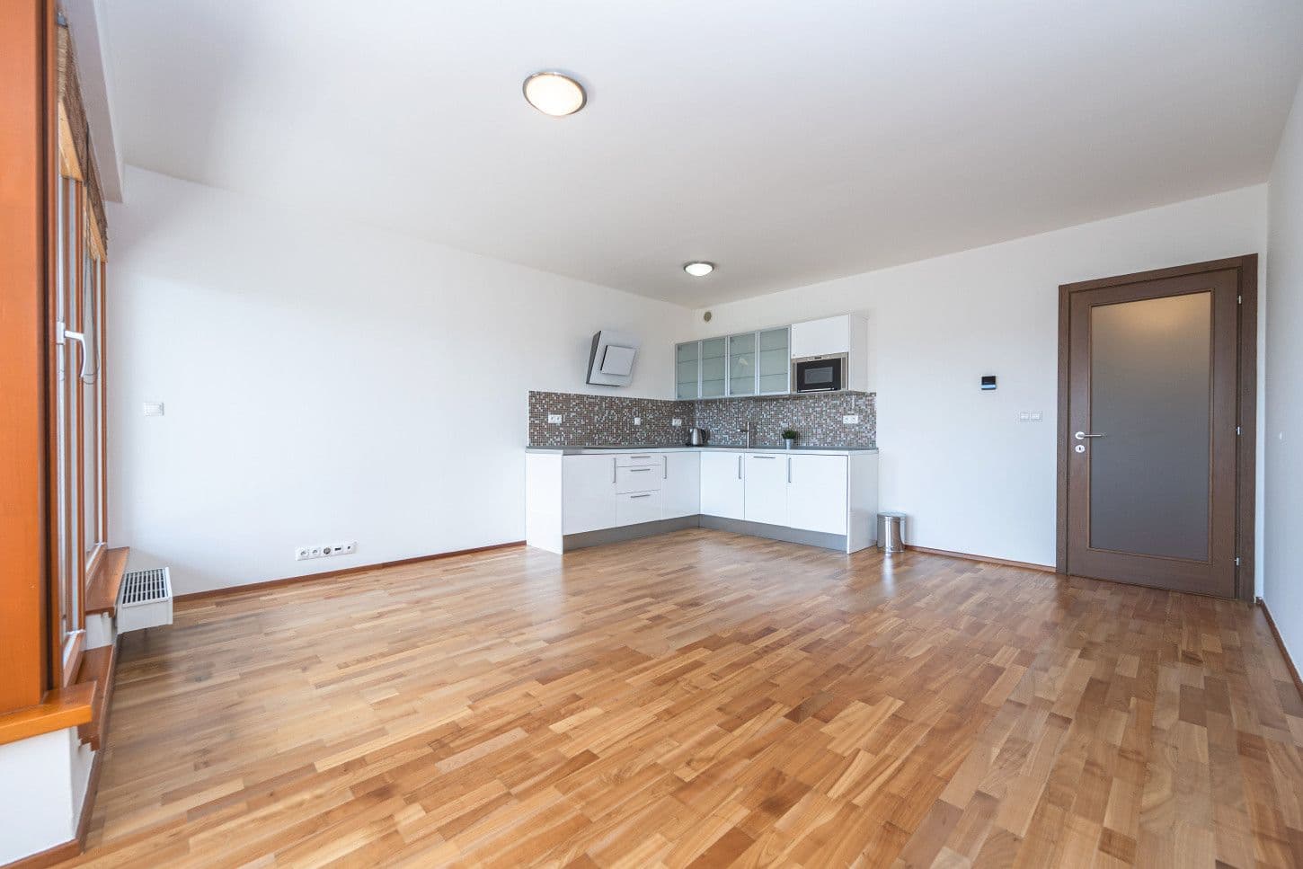 Studio flat to rent, 41 m², Antala Staška, Prague, Prague Studio flat to rent, 41 m², Antala Staška, Prague, Prague