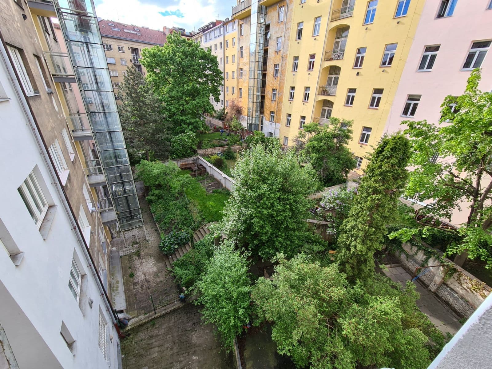 Studio flat to rent, 27 m², Holandská, Prague, Prague Studio flat to rent, 27 m², Holandská, Prague, Prague