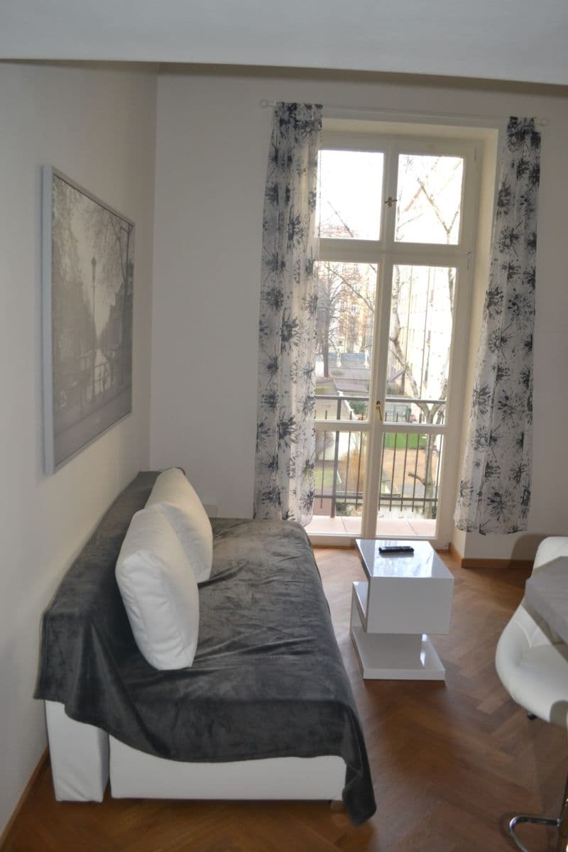 Studio flat to rent, 28 m², Ovenecká, Prague, Prague Studio flat to rent, 28 m², Ovenecká, Prague, Prague