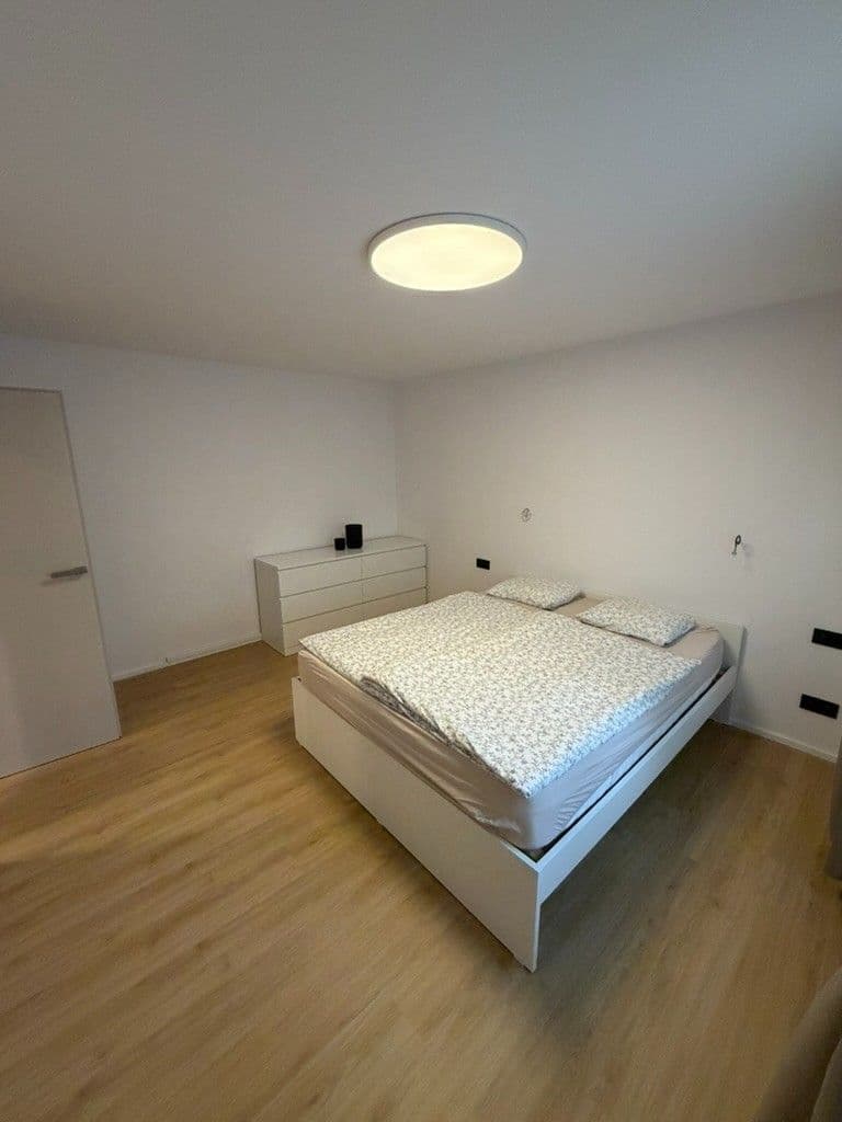 1 bedroom with open-plan kitchen flat for sale, 54 m², Vodárenská, Kladno, Středočeský Region 1 bedroom with open-plan kitchen flat for sale, 54 m², Vodárenská, Kladno, Středočeský Region