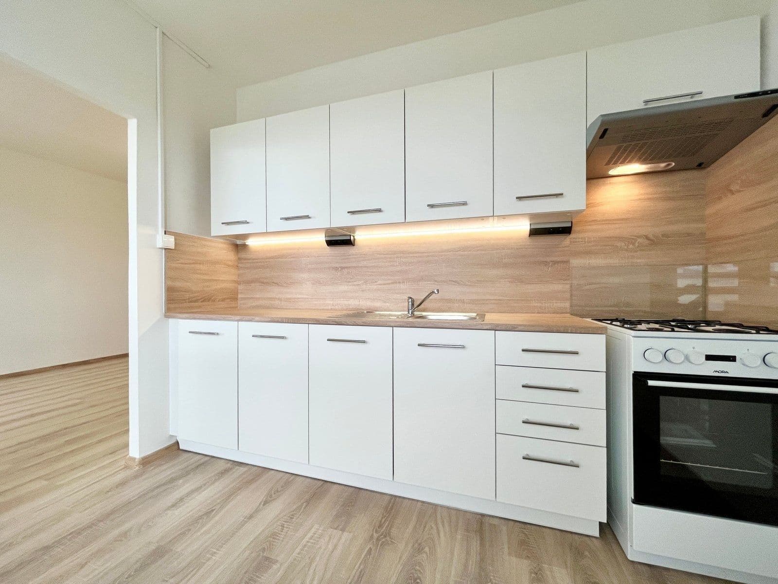 3 bedroom flat to rent, 77 m², K Hájku, Frýdek-Místek, Moravskoslezský Region 3 bedroom flat to rent, 77 m², K Hájku, Frýdek-Místek, Moravskoslezský Region