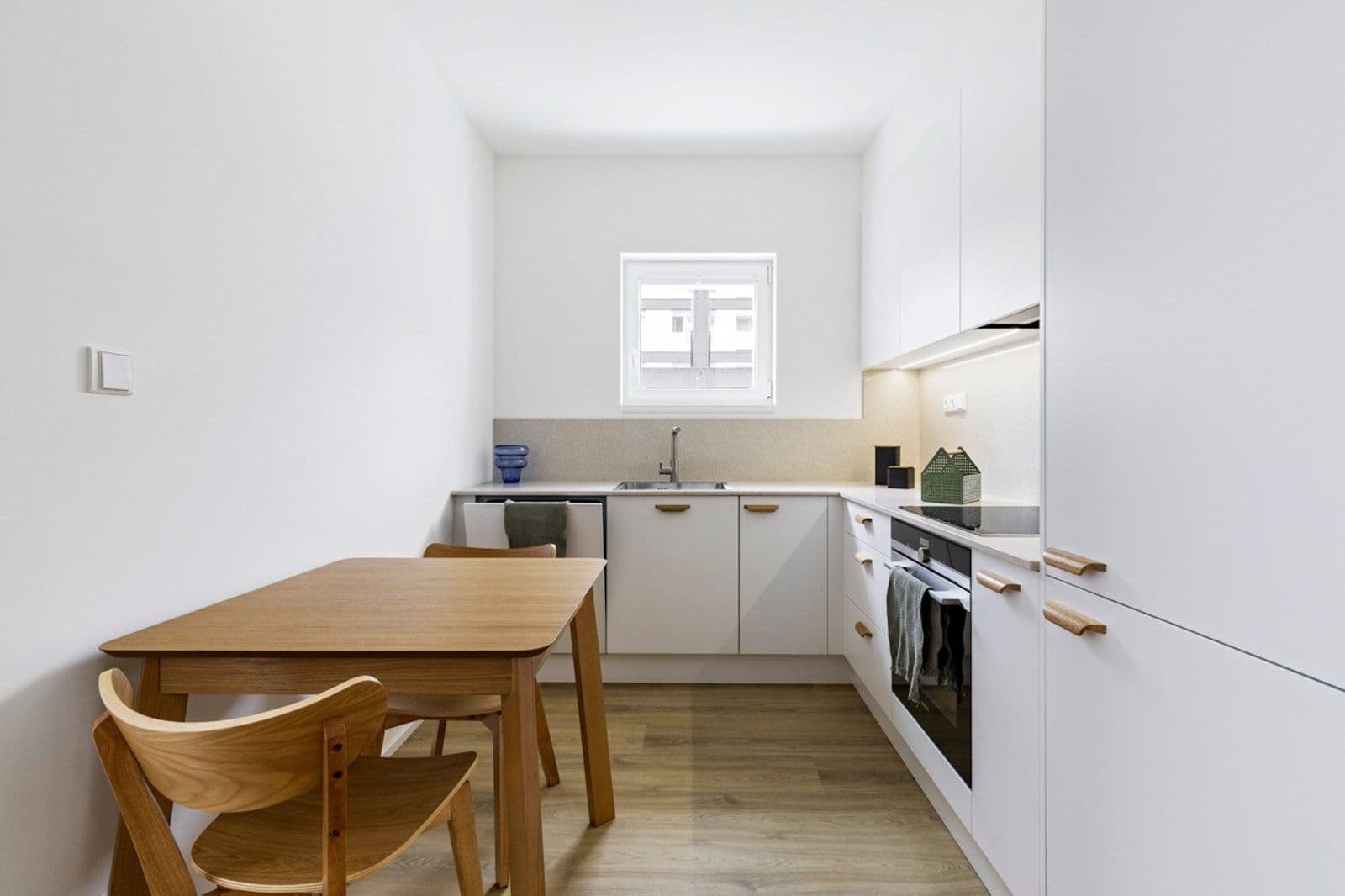 2 bedroom flat to rent, 60 m², U Pergamenky, Prague, Prague 2 bedroom flat to rent, 60 m², U Pergamenky, Prague, Prague
