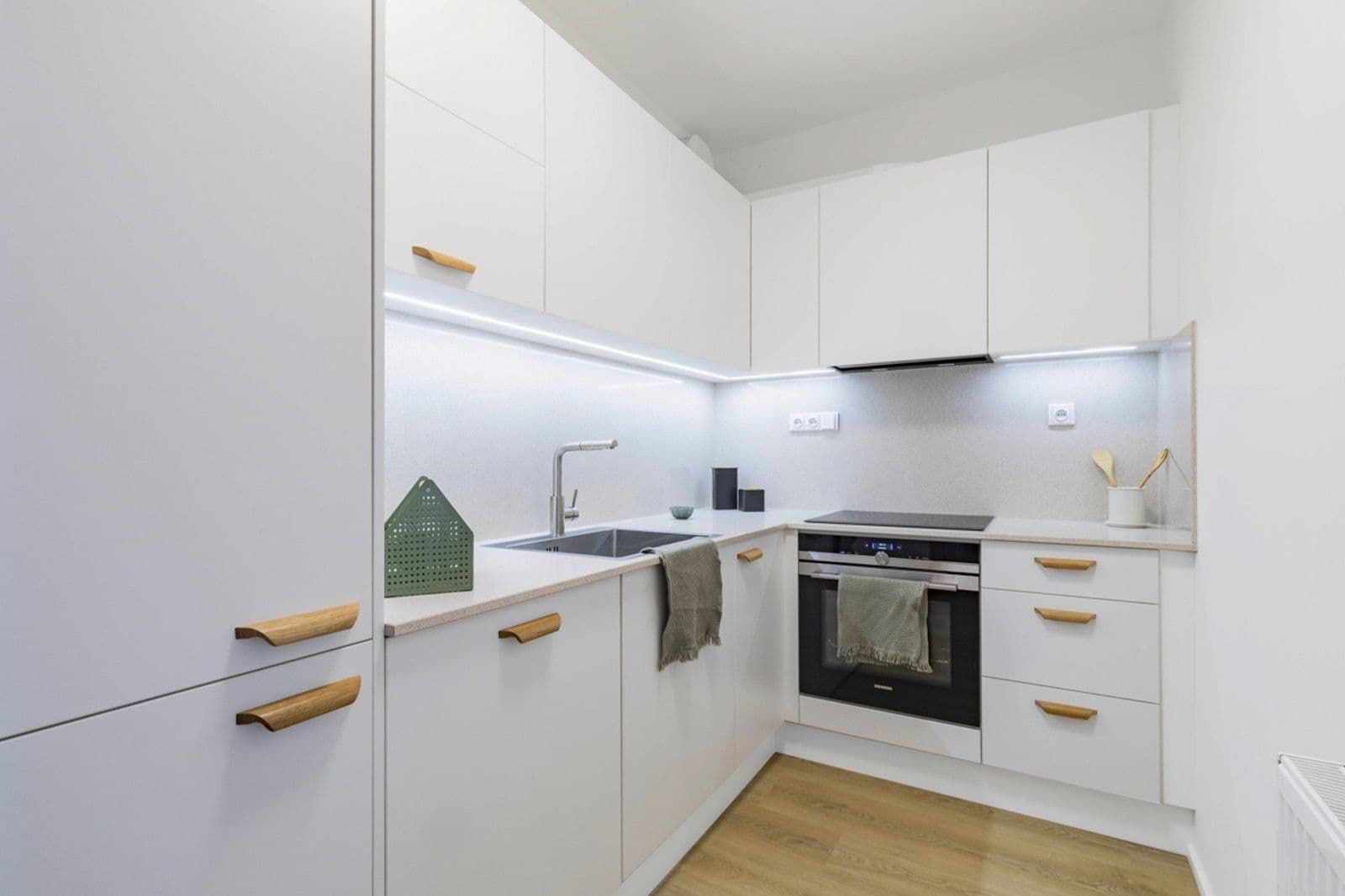 2 bedroom flat to rent, 54 m², U Pergamenky, Prague, Prague 2 bedroom flat to rent, 54 m², U Pergamenky, Prague, Prague