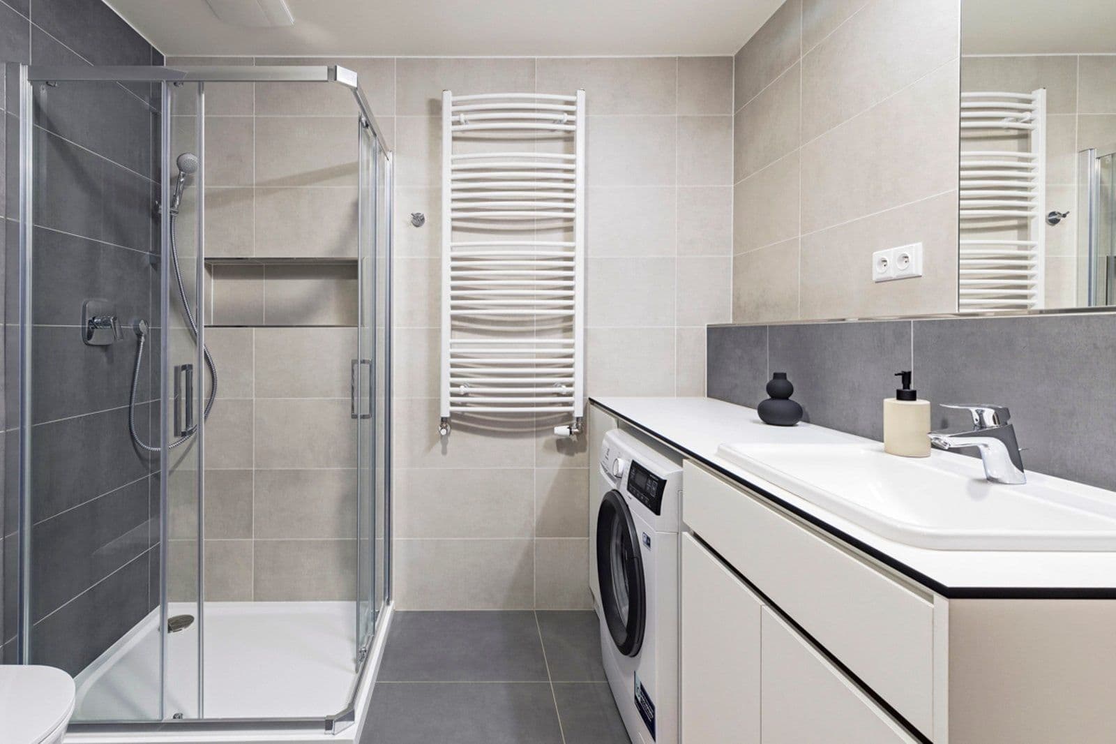 2 bedroom flat to rent, 54 m², U Pergamenky, Prague, Prague 2 bedroom flat to rent, 54 m², U Pergamenky, Prague, Prague