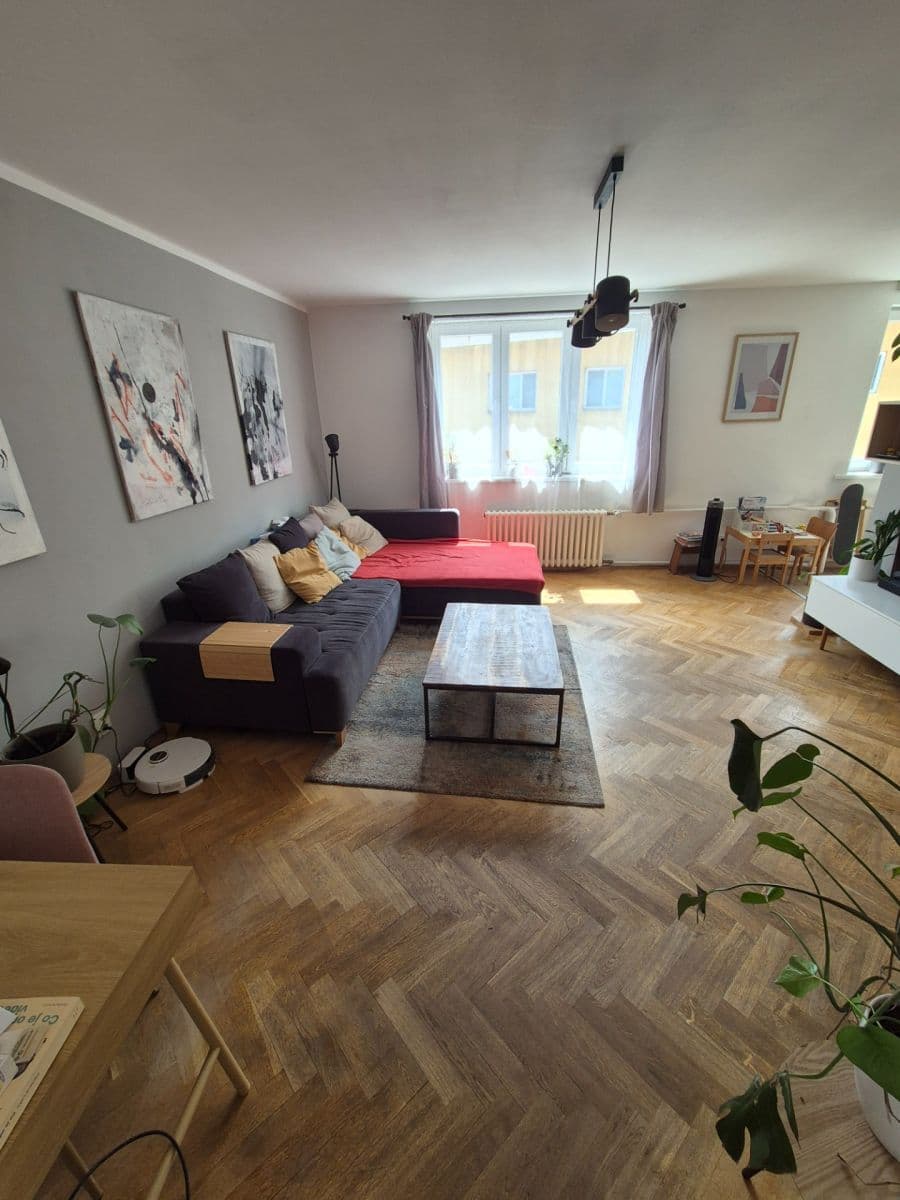 2 bedroom with open-plan kitchen flat to rent, 80 m², Kostelec nad Labem, Středočeský Region 2 bedroom with open-plan kitchen flat to rent, 80 m², Kostelec nad Labem, Středočeský Region