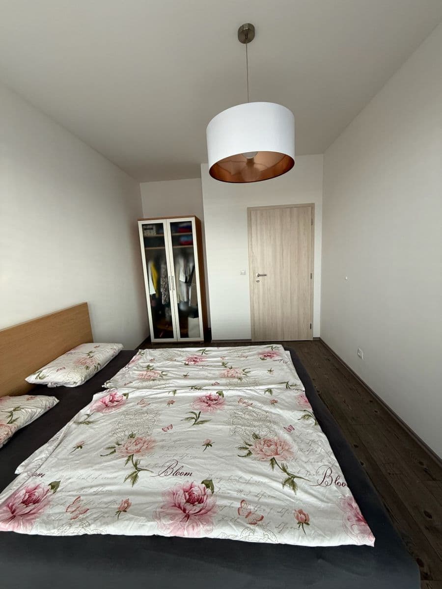 2 bedroom with open-plan kitchen flat to rent, 68 m², Emy Destinové, Jinočany, Středočeský Region 2 bedroom with open-plan kitchen flat to rent, 68 m², Emy Destinové, Jinočany, Středočeský Region