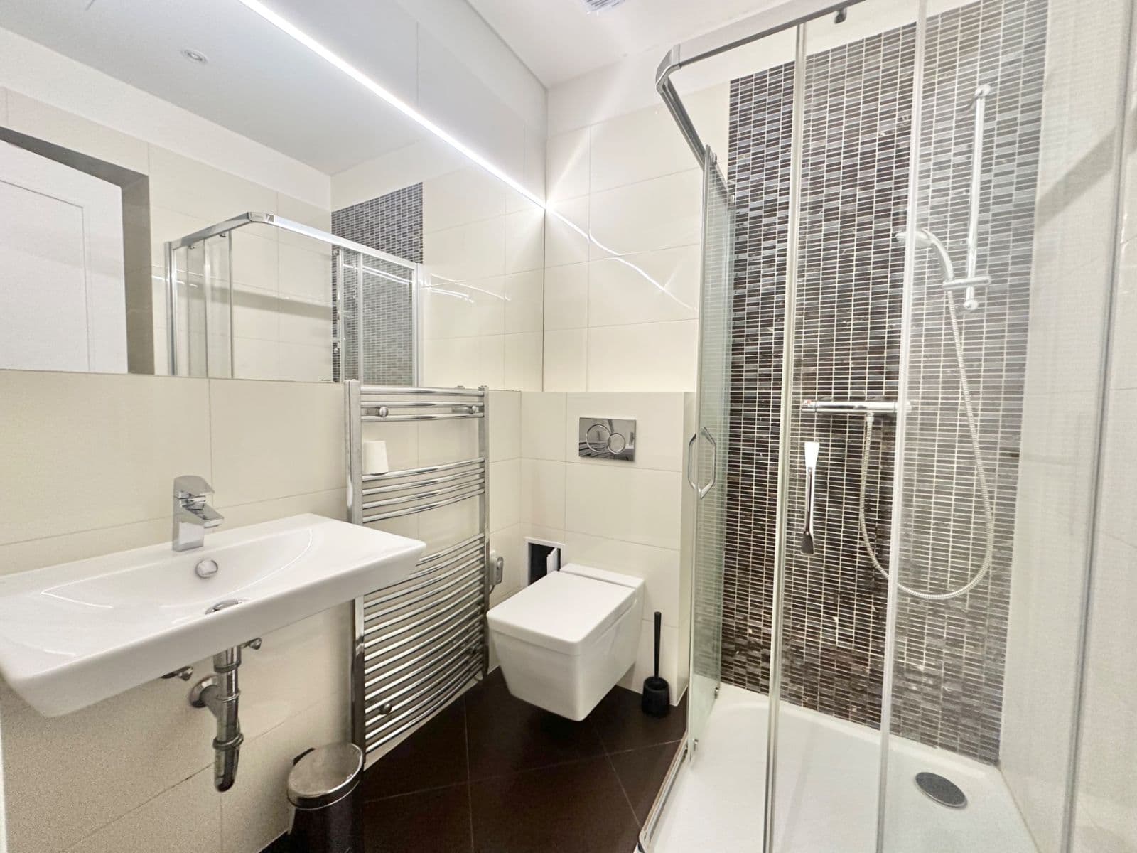 Studio flat to rent, 37 m², Šimáčkova, Prague, Prague Studio flat to rent, 37 m², Šimáčkova, Prague, Prague