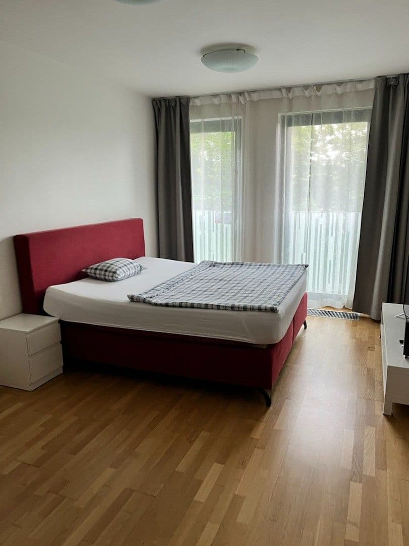 Studio flat to rent, 36 m², Olšanská, Prague, Prague Studio flat to rent, 36 m², Olšanská, Prague, Prague