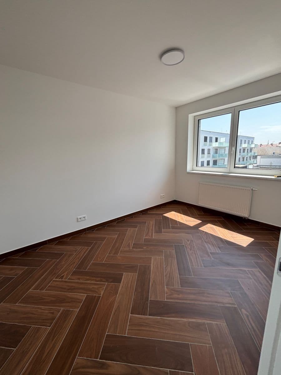 1 bedroom with open-plan kitchen flat to rent, 46 m², Třída Jiřího Pelikána, Olomouc, Olomoucký Region 1 bedroom with open-plan kitchen flat to rent, 46 m², Třída Jiřího Pelikána, Olomouc, Olomoucký Region