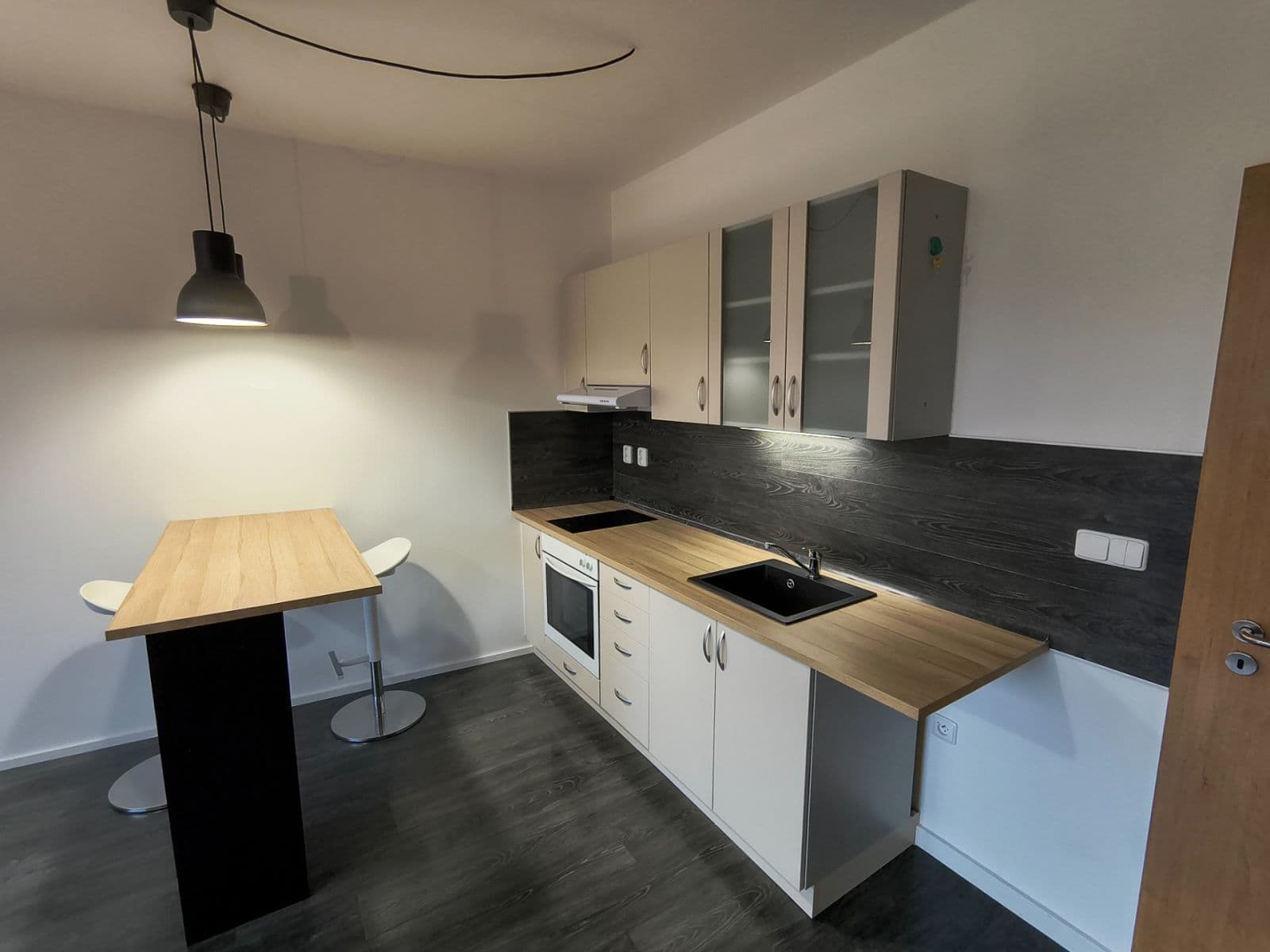Studio flat for sale, 32 m², Pichlova, Pardubice, Pardubický Region Studio flat for sale, 32 m², Pichlova, Pardubice, Pardubický Region