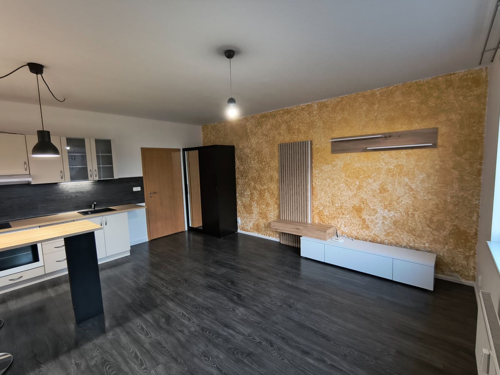 Studio flat for sale, 32 m², Pichlova, Pardubice, Pardubický Region Studio flat for sale, 32 m², Pichlova, Pardubice, Pardubický Region